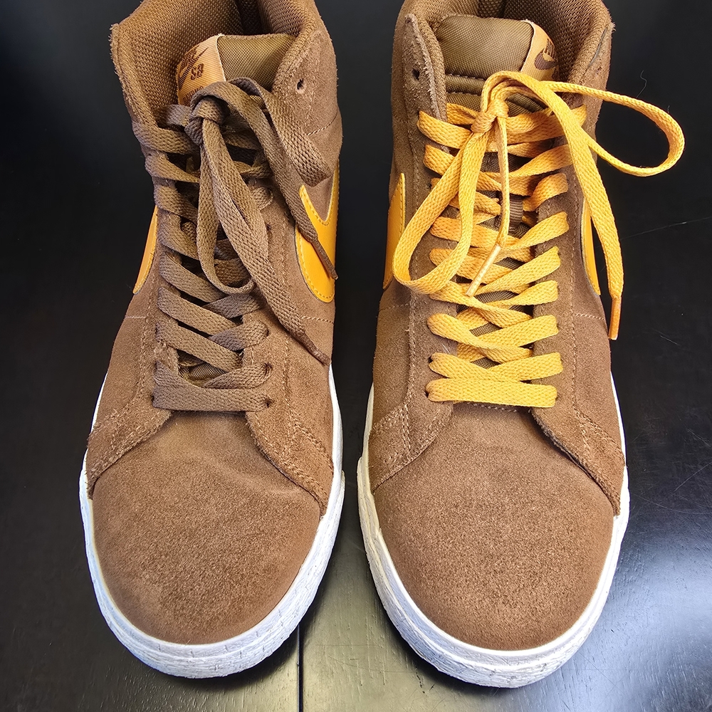 Nike Mens 9 SB Zoom Blazer Mid Brown Gold Suede Skate Shoes 864349-203